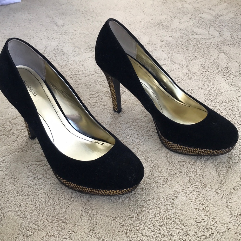 Black and gold high heels
